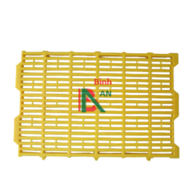 Tấm lót sàn chuồng heo 40x55 cm